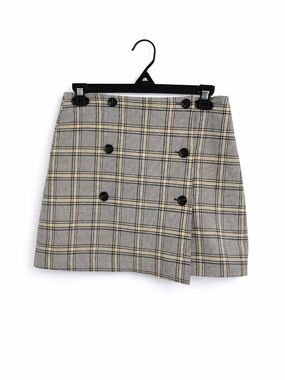 Vintage-Inspired Plaid Skirt – Classic Preppy Style